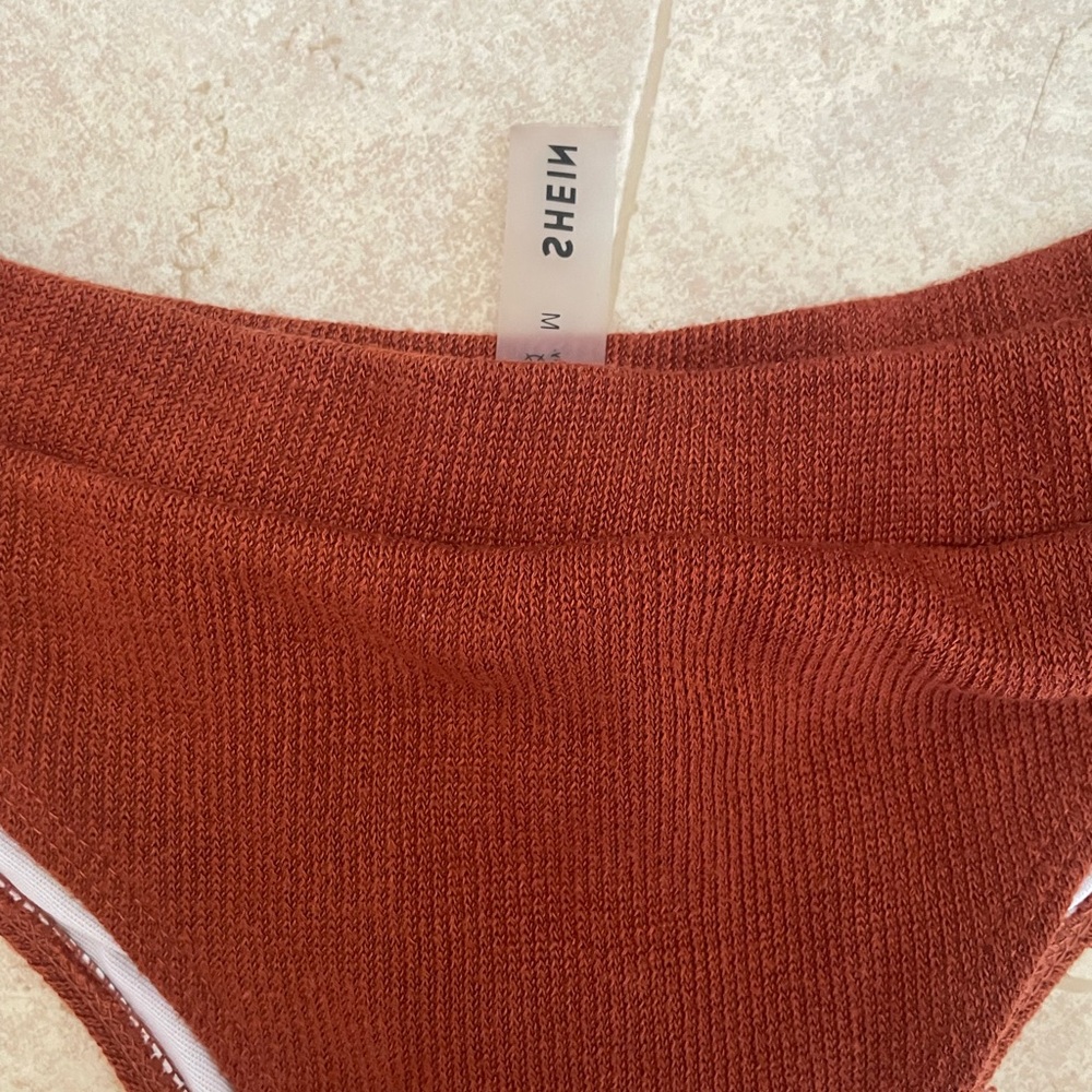 Burnt orange bikini - Picture 3 of 4
